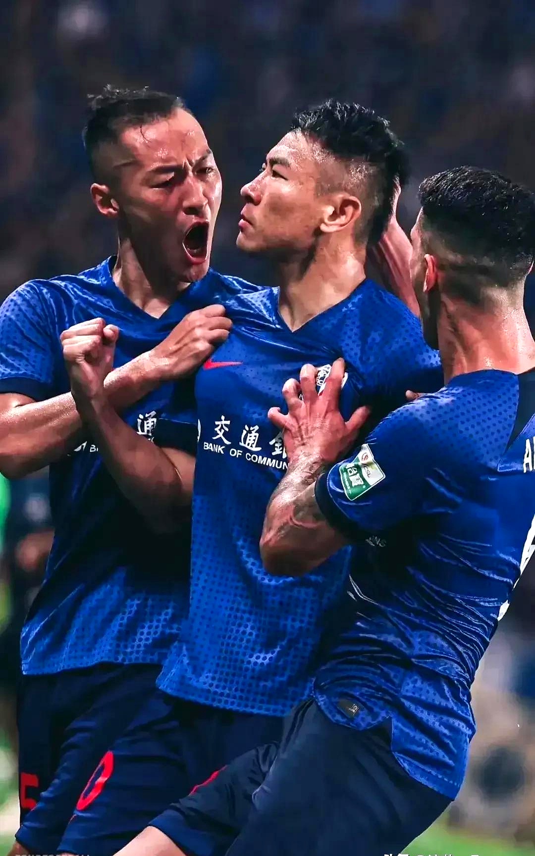 开云网页版-上海申花发布备战花絮；今晨复出首秀；亚冠任务艰巨；资深球员宣示担当