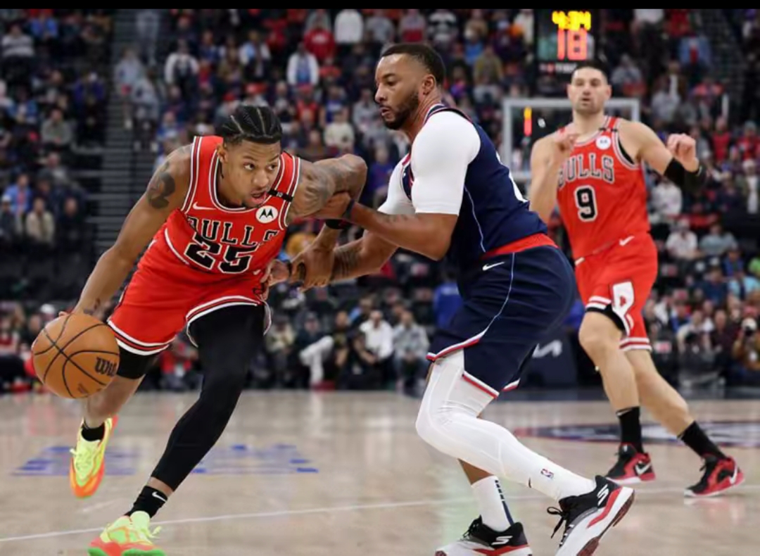 开云中国-NBA常规赛冲刺阶段再迎强敌，洛杉矶快船单刀错失，主帅态度——媒体盛赞，球队文化再被提及